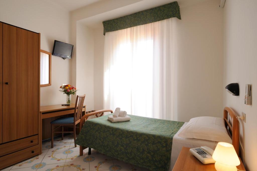 Hotel Delfino 라이구에글리아 객실 사진